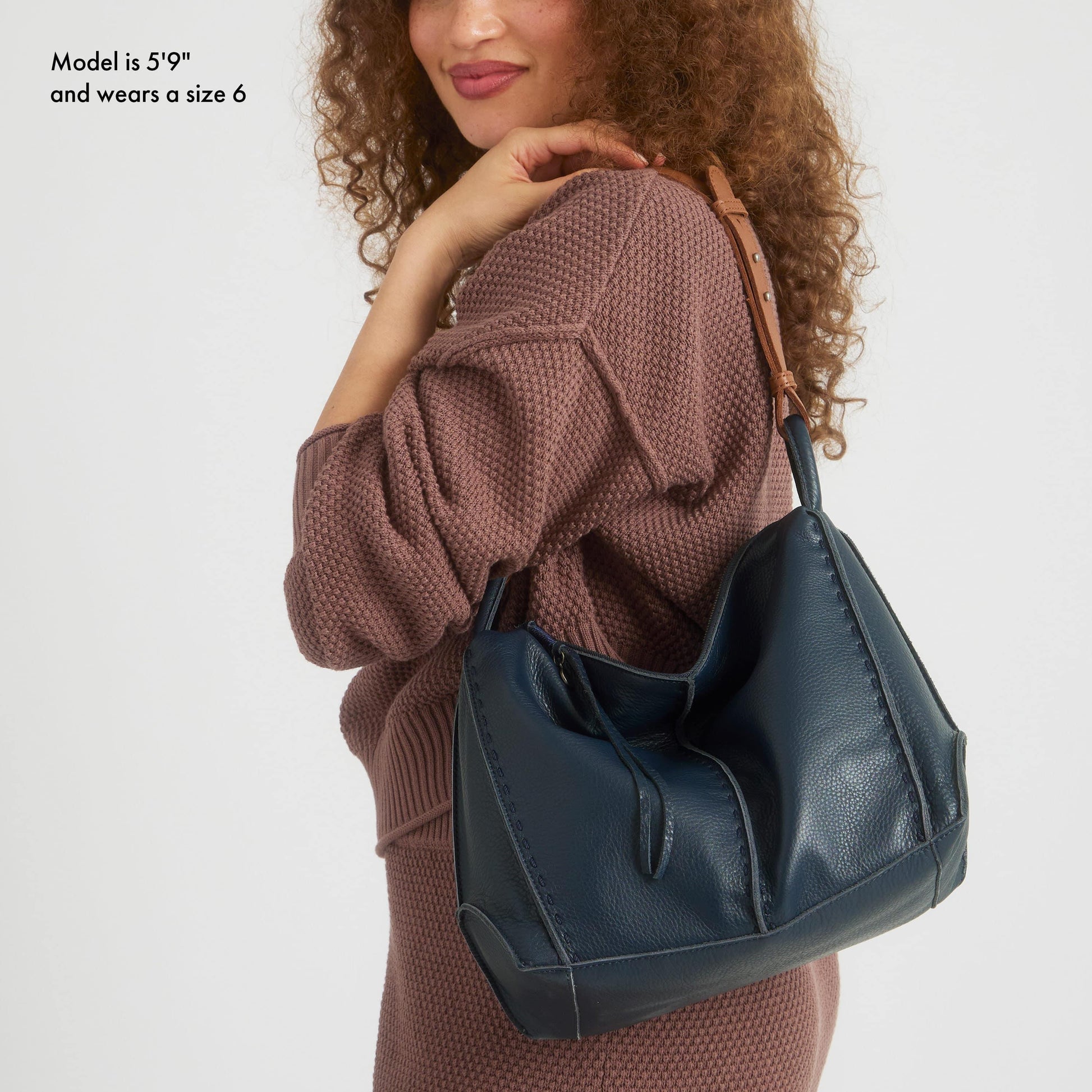 The Sak Los Feliz Slouchy Hobo Leather - |Indigo|