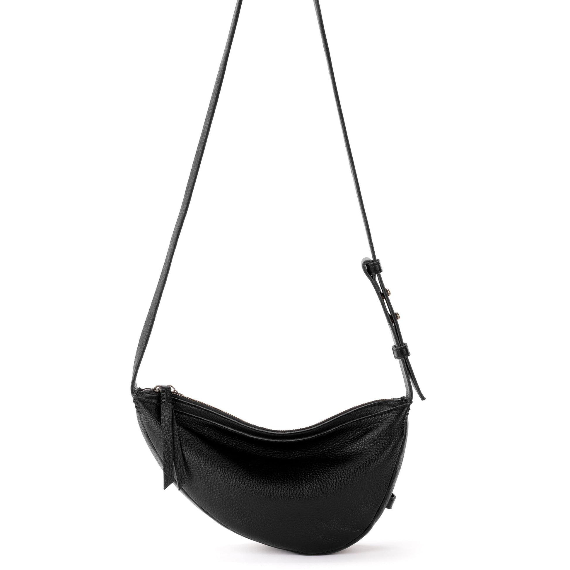 The Sak Tess Sling Bag Leather - Black