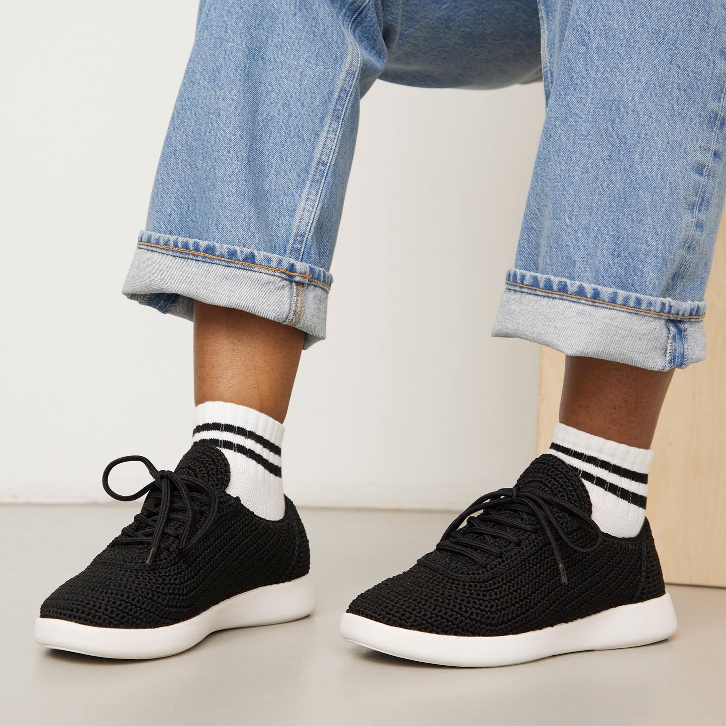 The Sak Asha Sneaker Crochet - |Black|