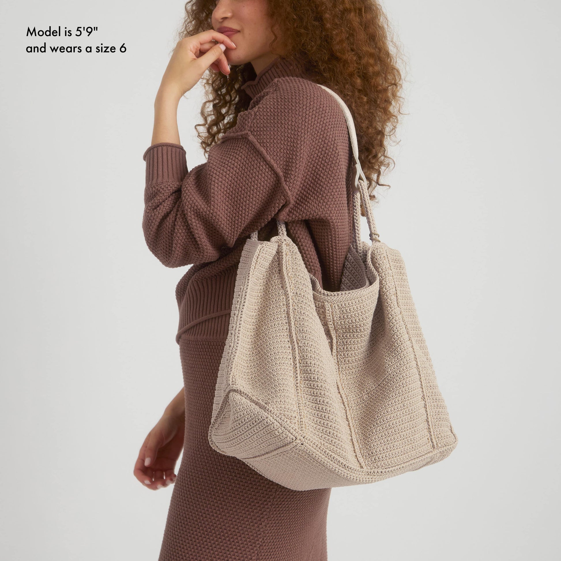 The Sak Los Feliz Slouchy Large Tote Crochet - |Ecru|