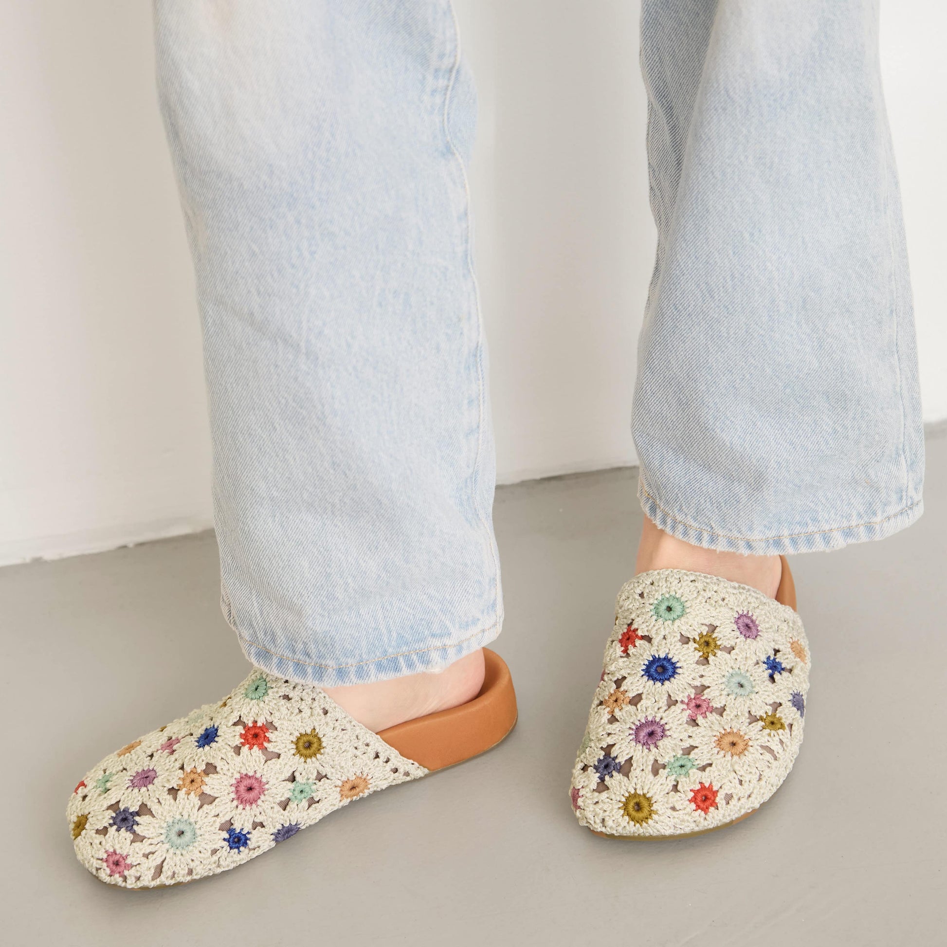 The Sak Bolinas Clog Crochet - |Natural Multi Flowers|
