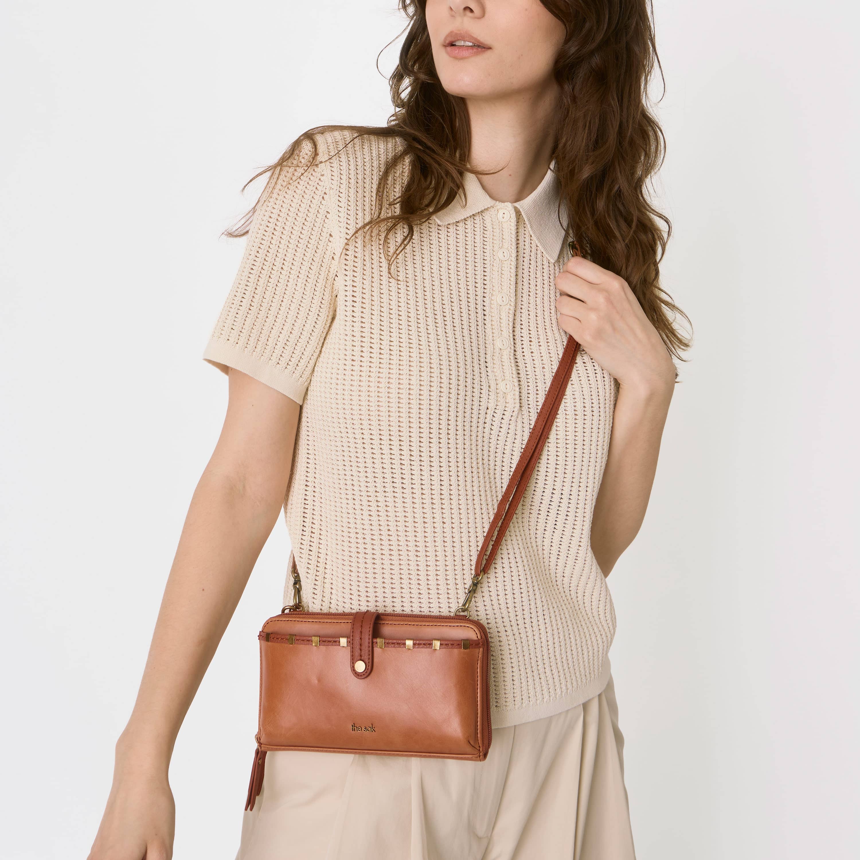 The Sak Iris Smartphone Wallet - Leather - Tobacco Staples