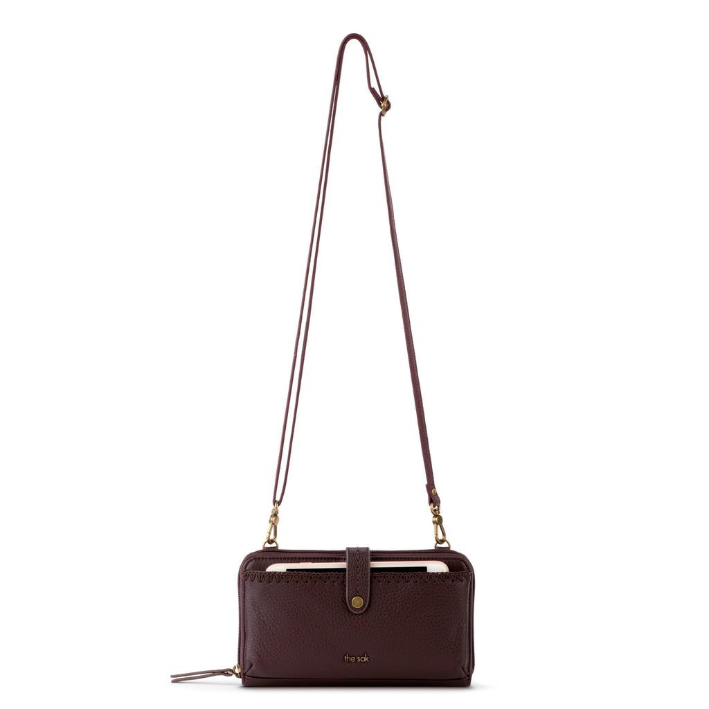 The Sak Iris Smartphone Wallet - Leather - Mahogany