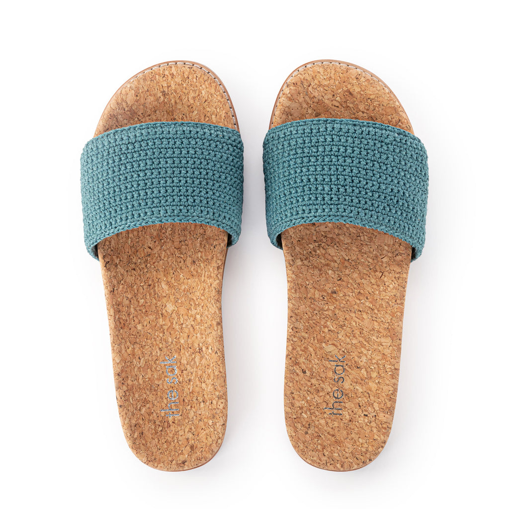 The Sak Mendocino Slide Sandal - Hand Crochet - Dry Leaf