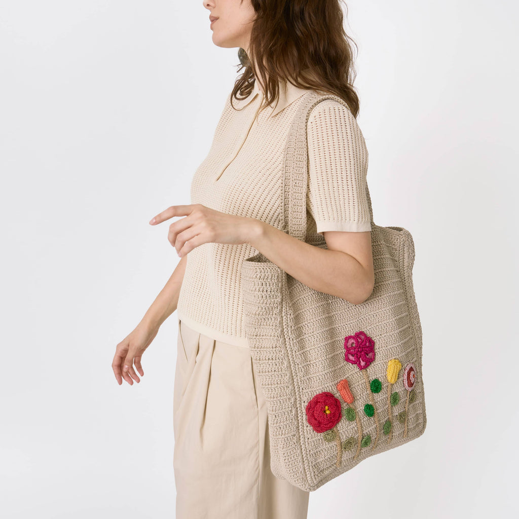 The Sak Lanie Market Tote - Hand Crochet - Flower Ecru