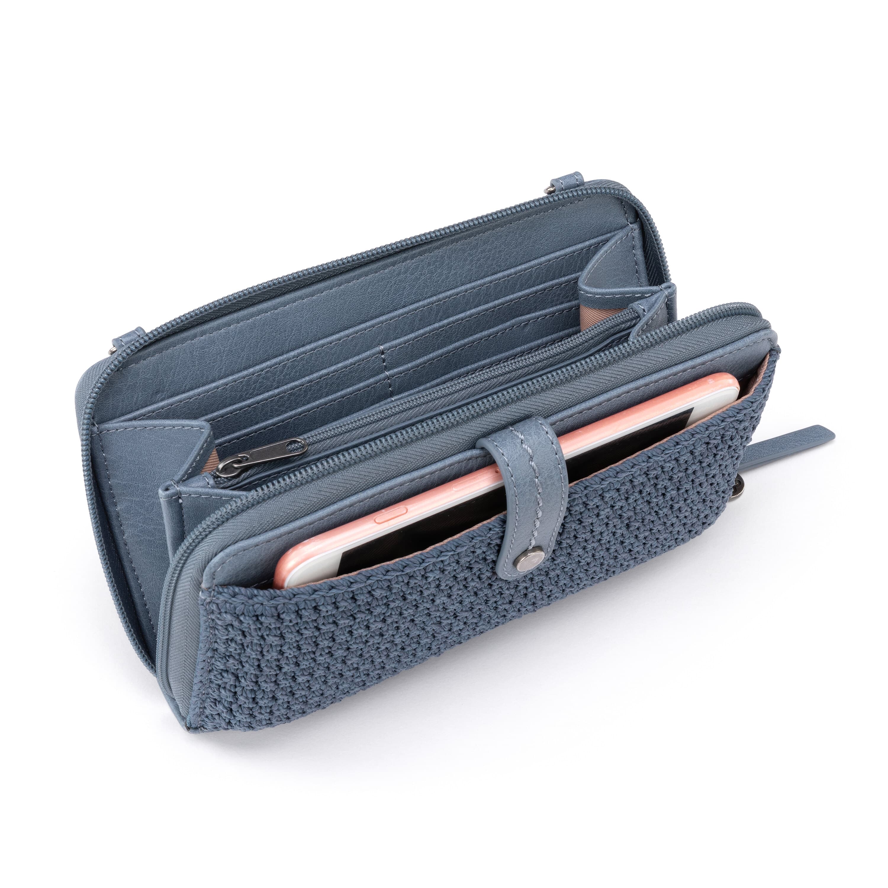 The Sak Iris Smartphone Wallet - Hand Crochet - Maritime