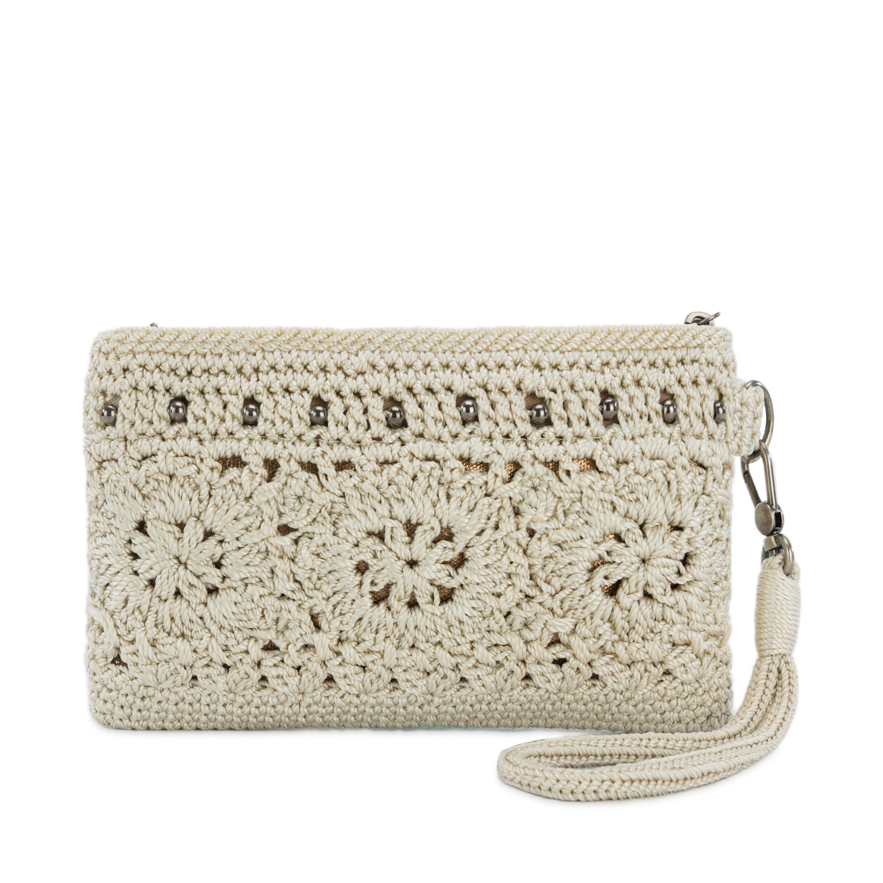 The Sak Vita Wristlet - Hand Crochet - Natural Medallion
