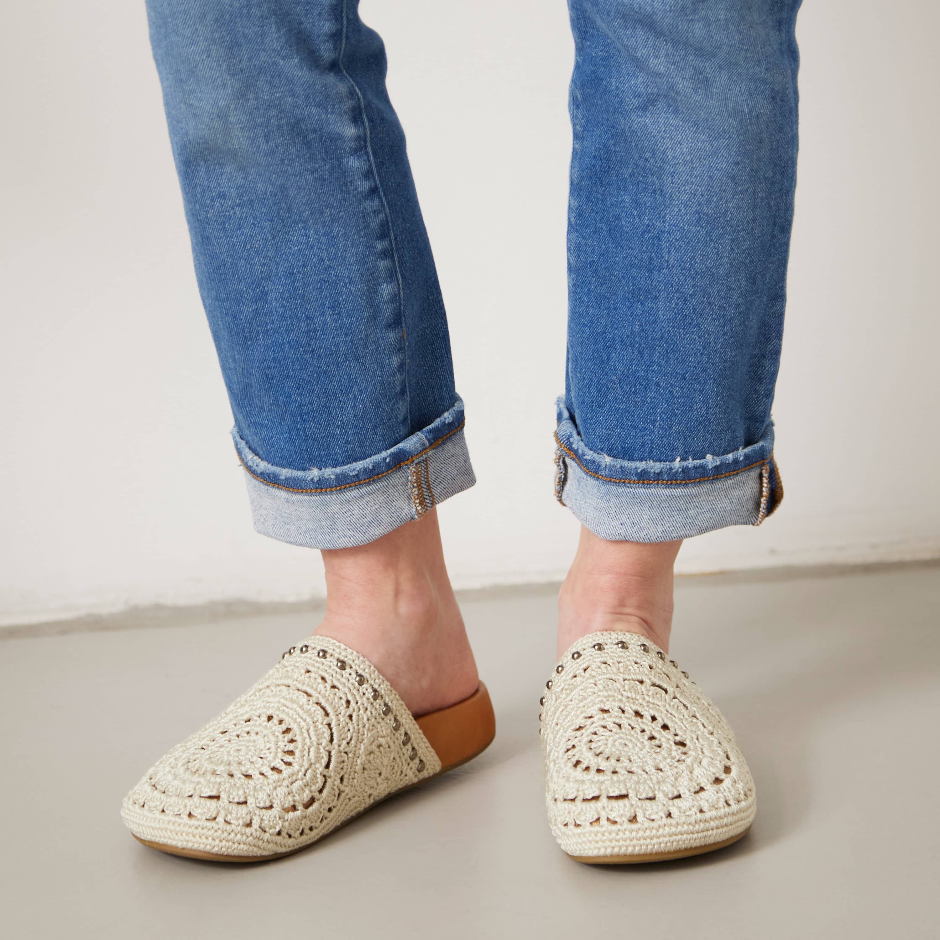 The Sak Bolinas Clog - Hand Crochet - Natural Medallion