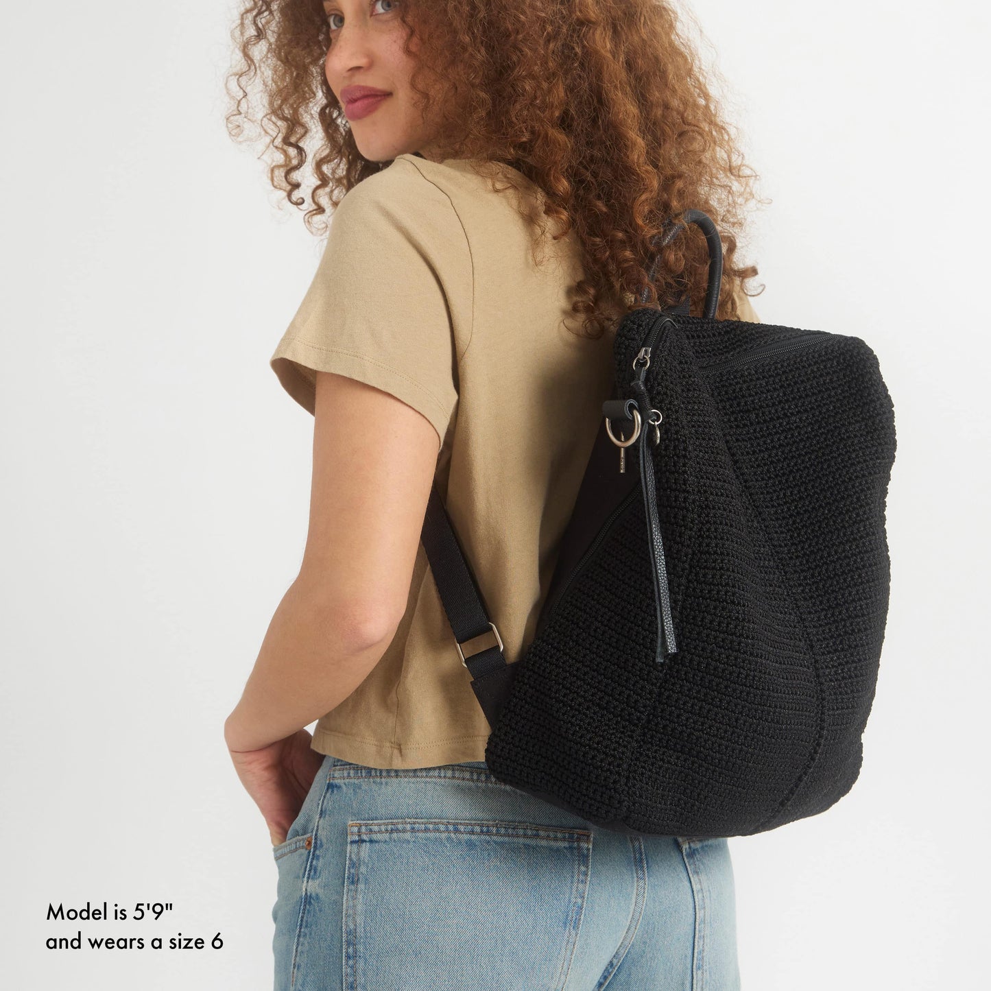The Sak Los Feliz Backpack Crochet - |Black|