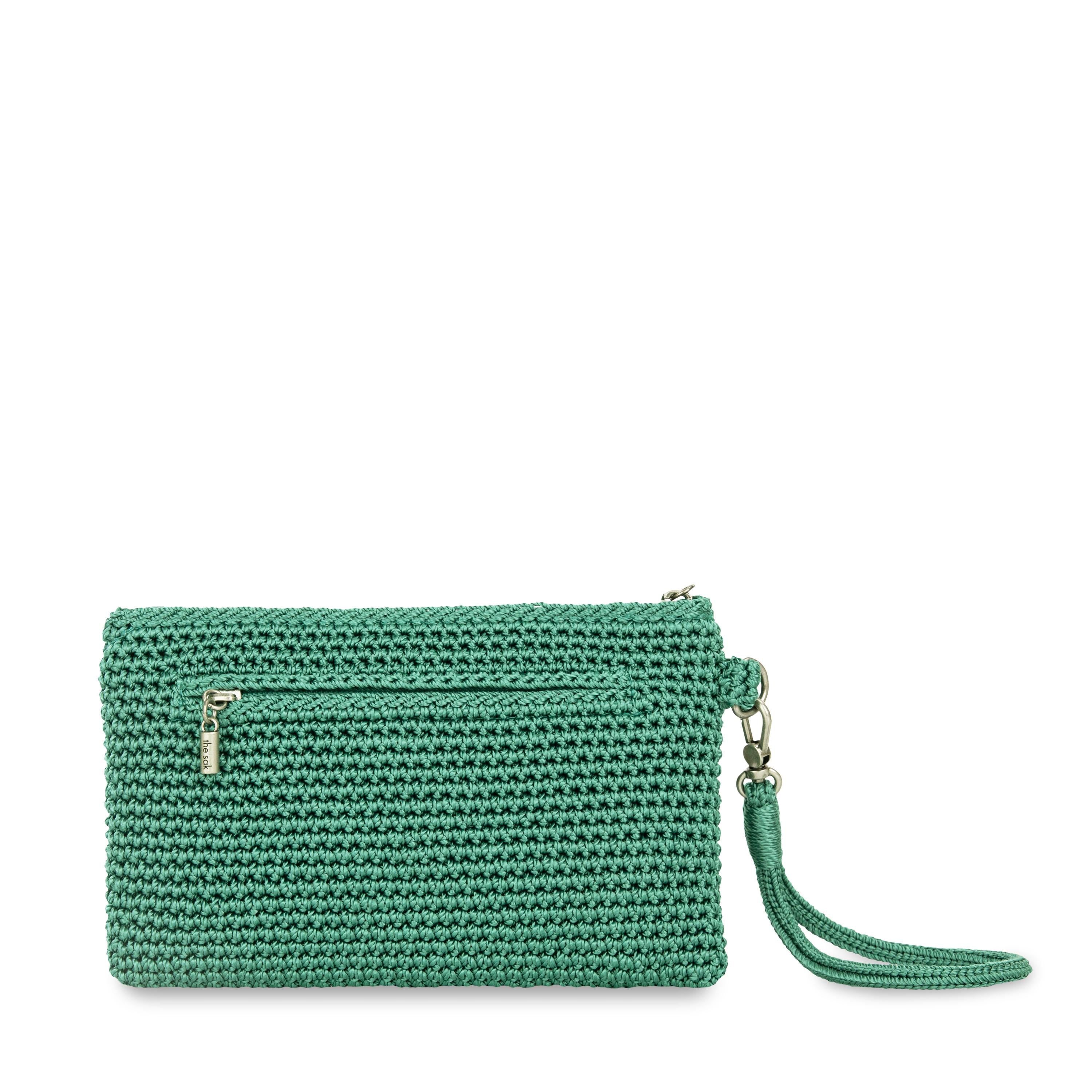 The Sak Vita Wristlet - Hand Crochet - Clover