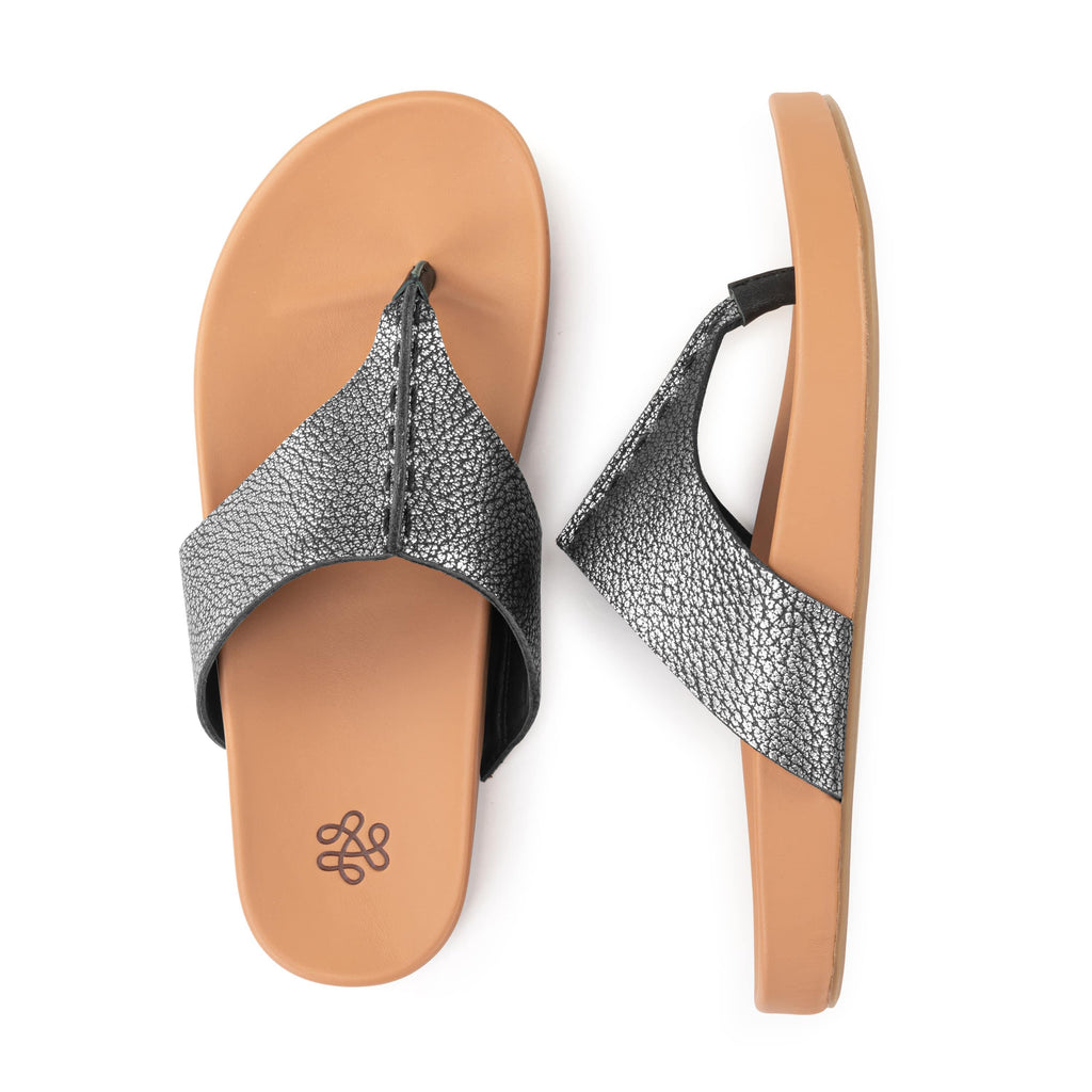 The Sak Everly Sandal - Leather - Dark Silver