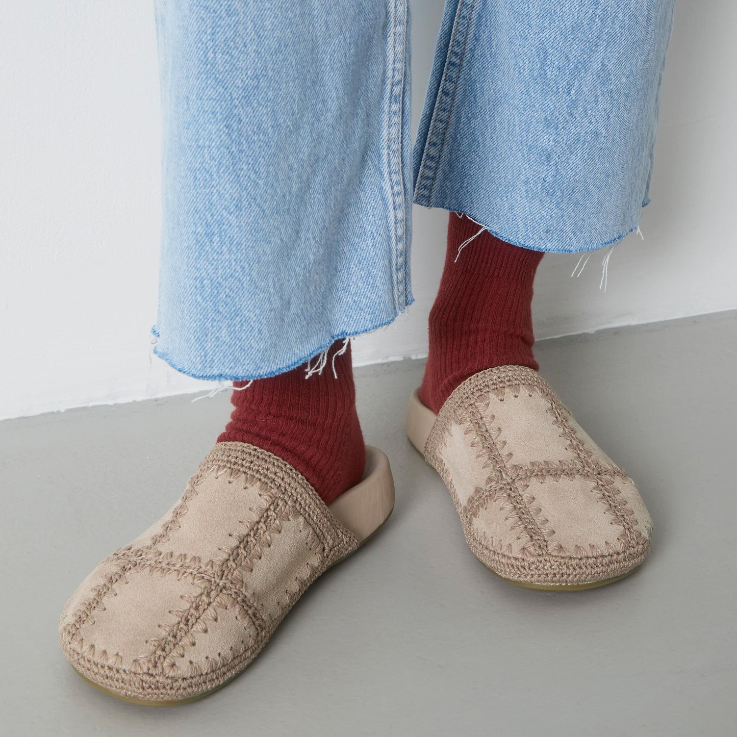 The Sak Bolinas Clog Leather - |Sand Suede Patch|