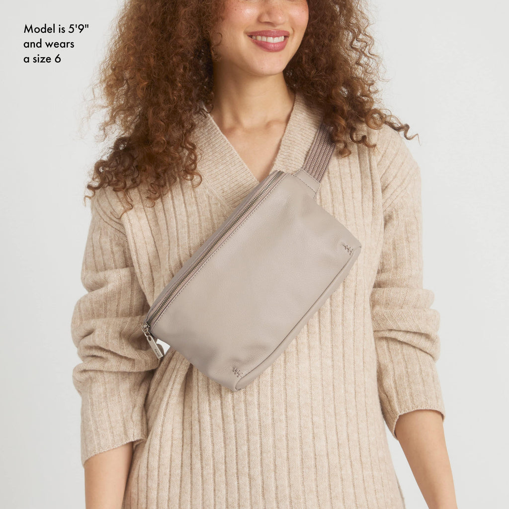 The Sak Caraway Large Belt Bag - Leather - Sand