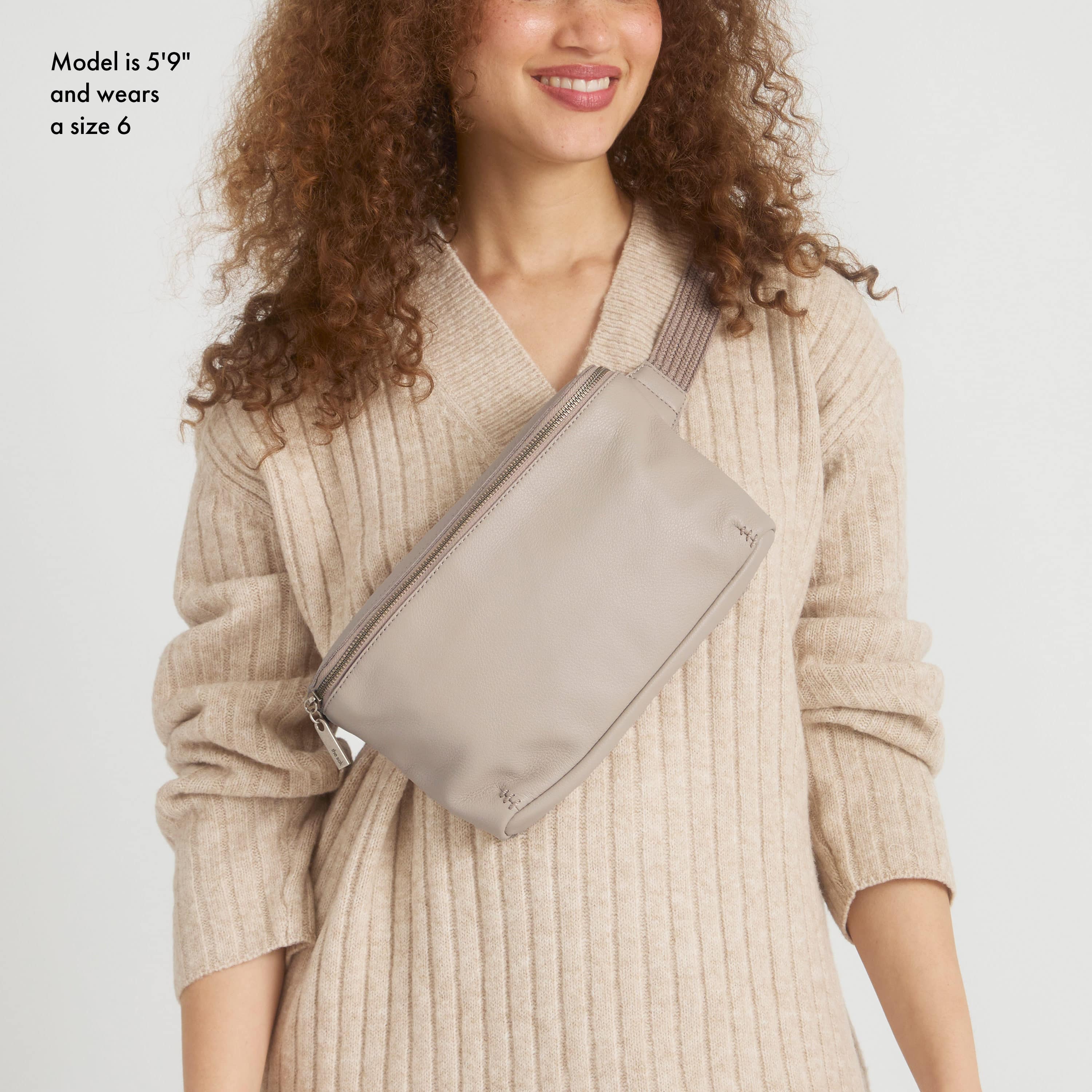 The Sak Caraway Large Belt Bag - Leather - Sand