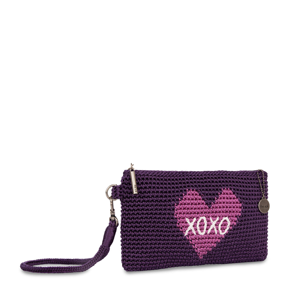 The Sak Vita Wristlet - Hand Crochet - Aubergine XO