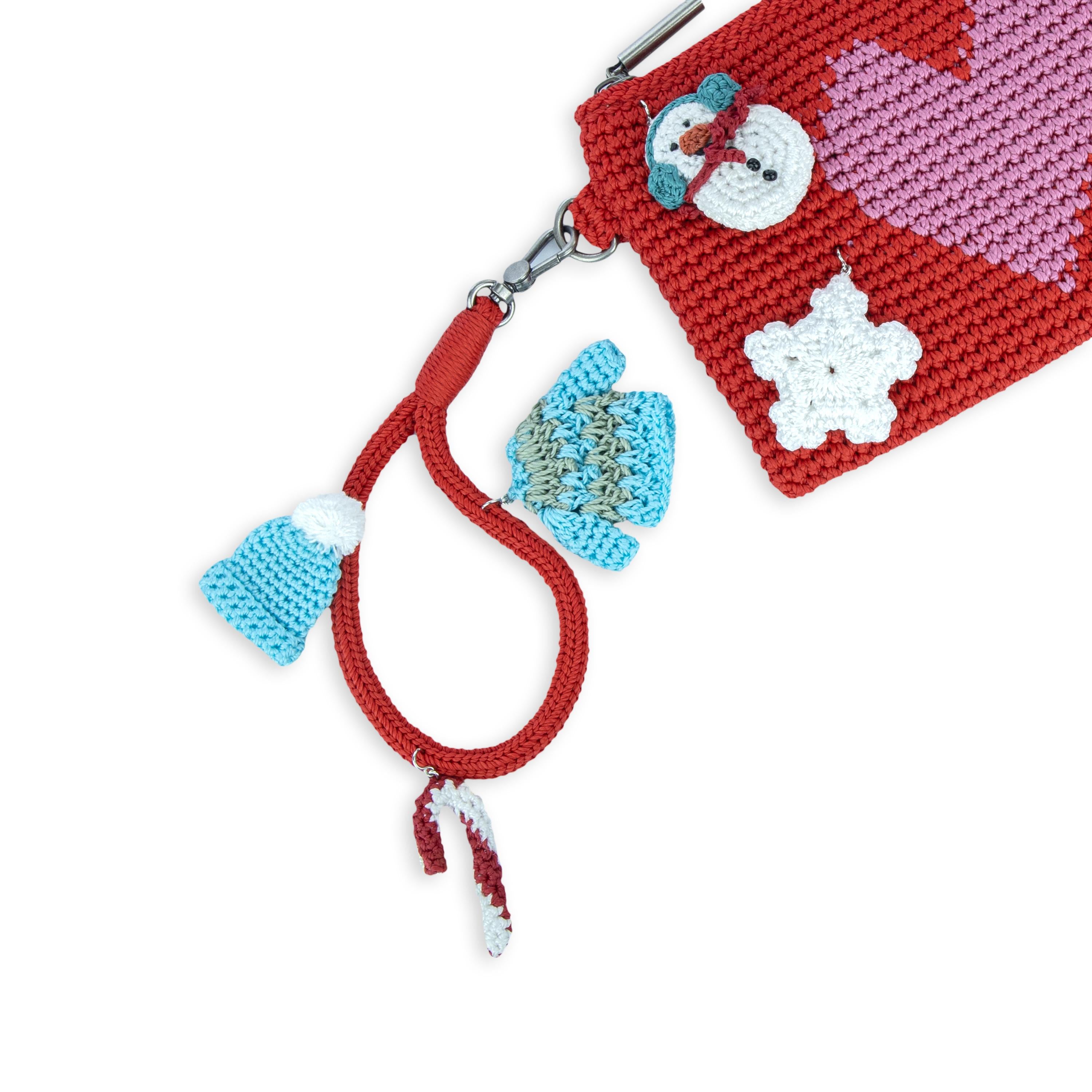 The Sak Vita Wristlet - Hand Crochet - Scarlet Heart