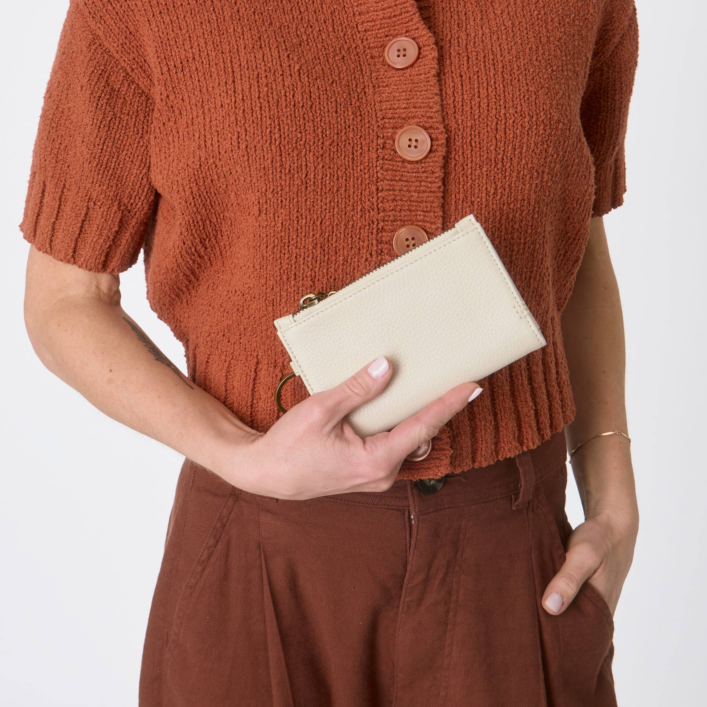 The Sak Encino Essential Wallet - Leather - Stone