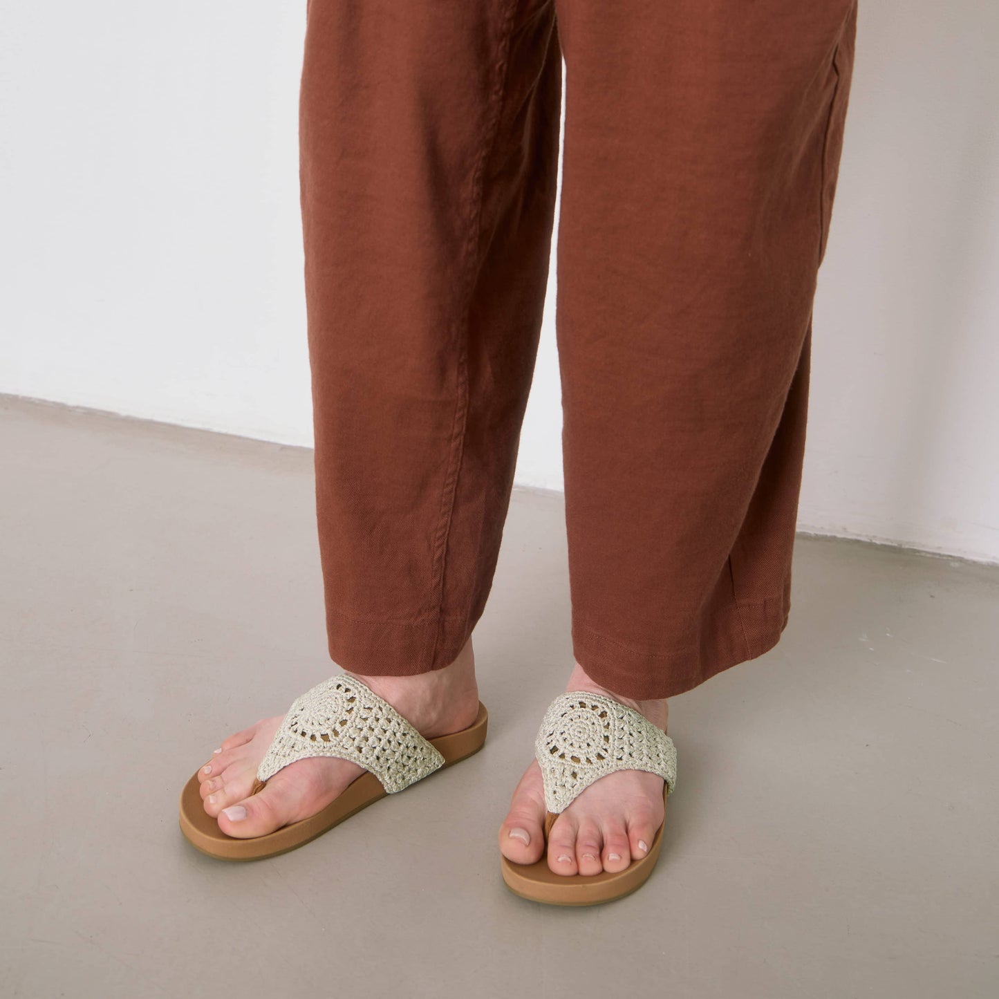 The Sak Everly Sandal Crochet - Natural Medallion