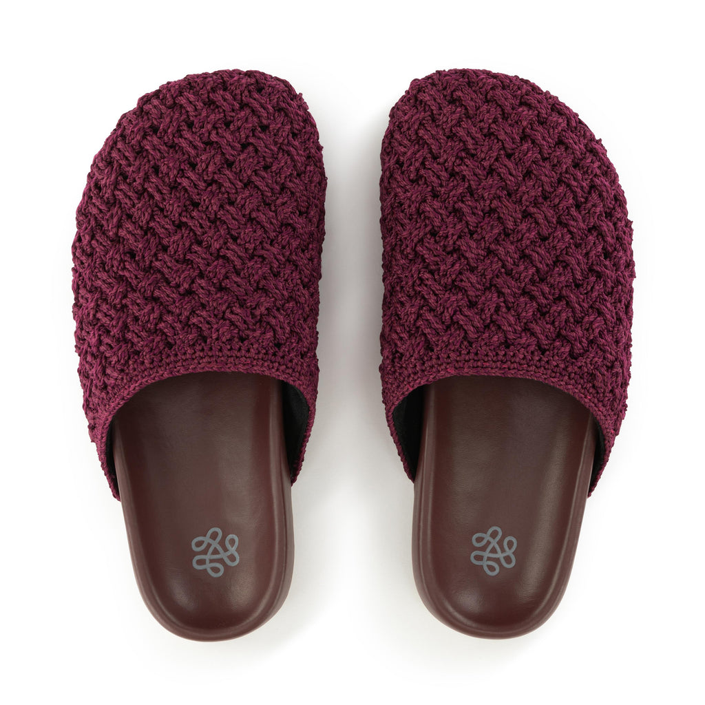 The Sak Bolinas Clog - Hand Crochet - Black Cherry Cozy Weave