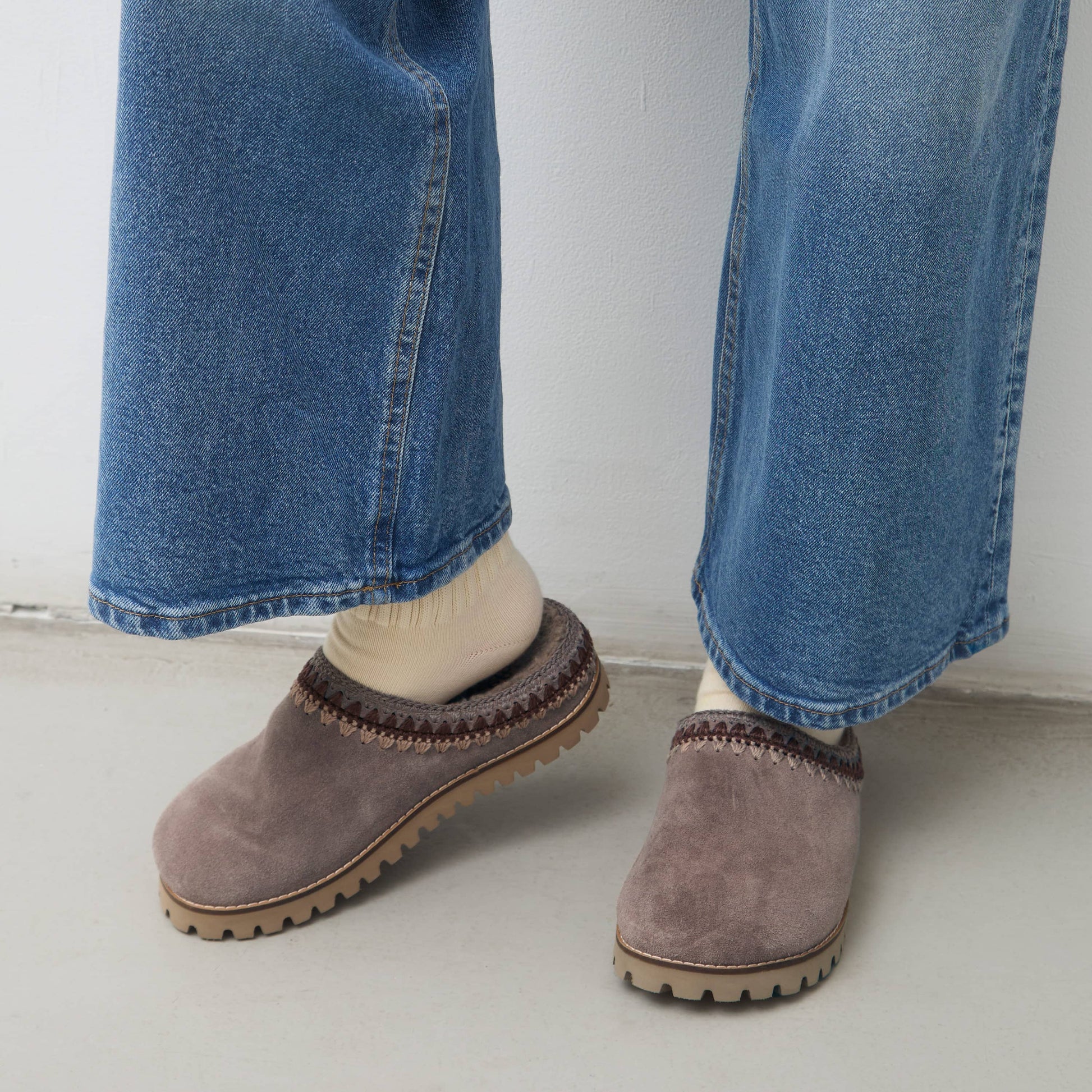 The Sak Bolinas Slip On Clog - Leather - Mushroom Shearling