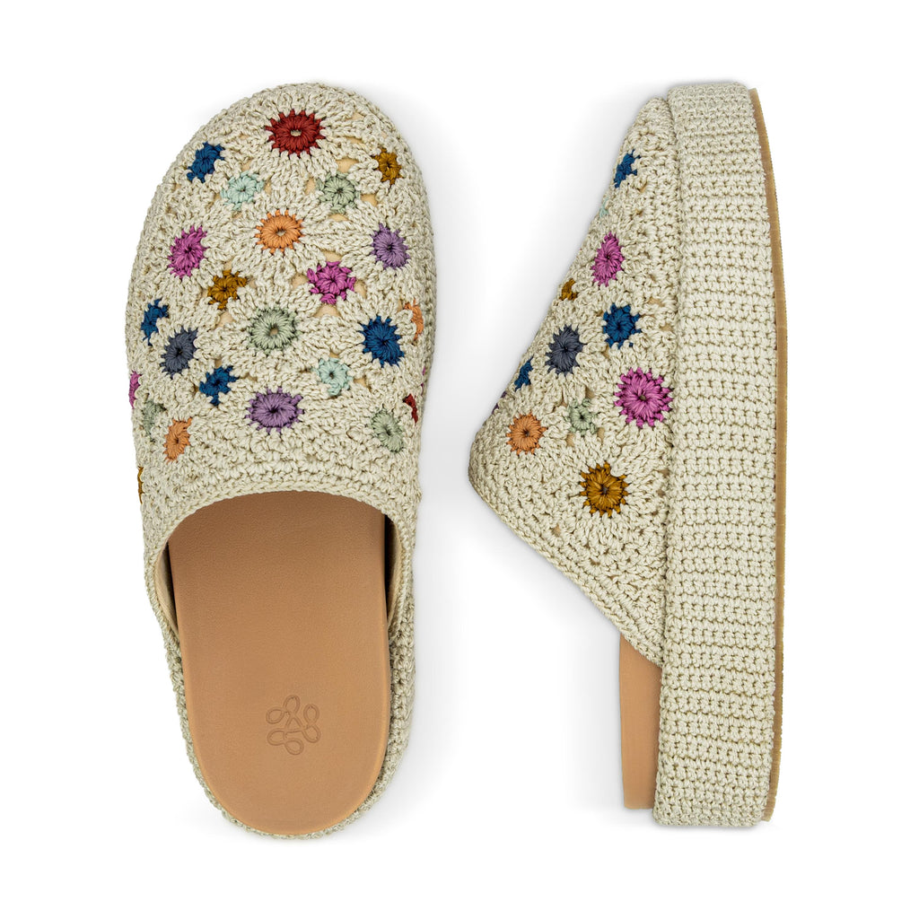 The Sak Bryn Slip On Clog -|Polypropylene Yarn - Natural Multi Flower|