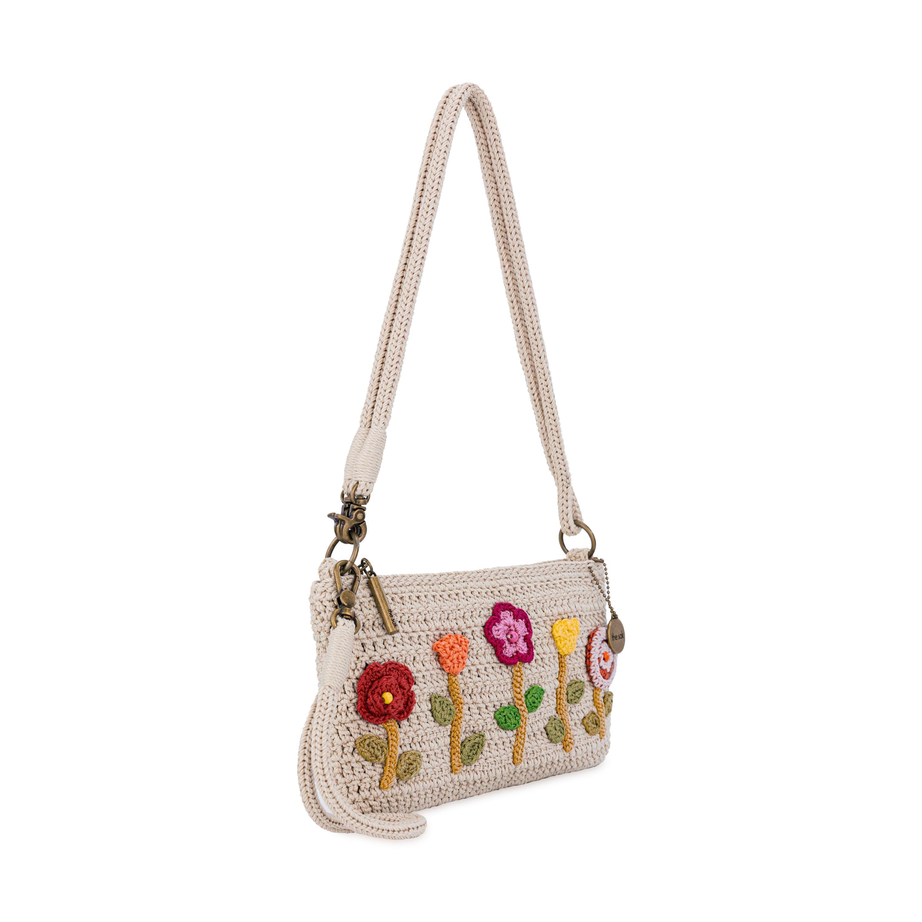 The Sak Vita Convertible Wristlet - Hand Crochet - Flower Ecru