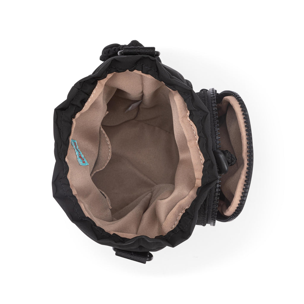 Sakroots Banyan Drawstring Crossbody -|Eco Twill - Black Flower Blossom Q|