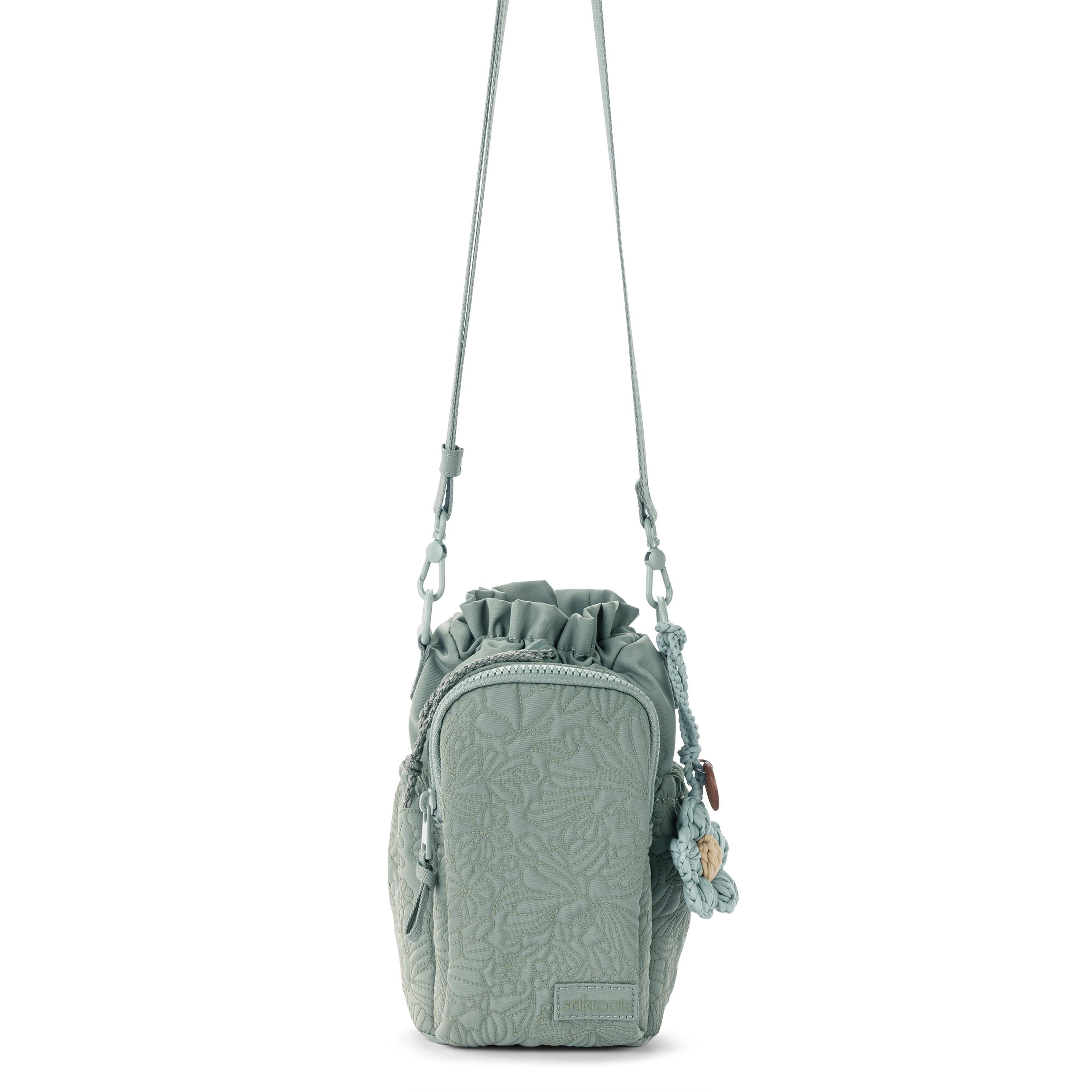Sakroots Banyan Drawstring Crossbody -|Eco Twill - Sage Flower Blossom Q|